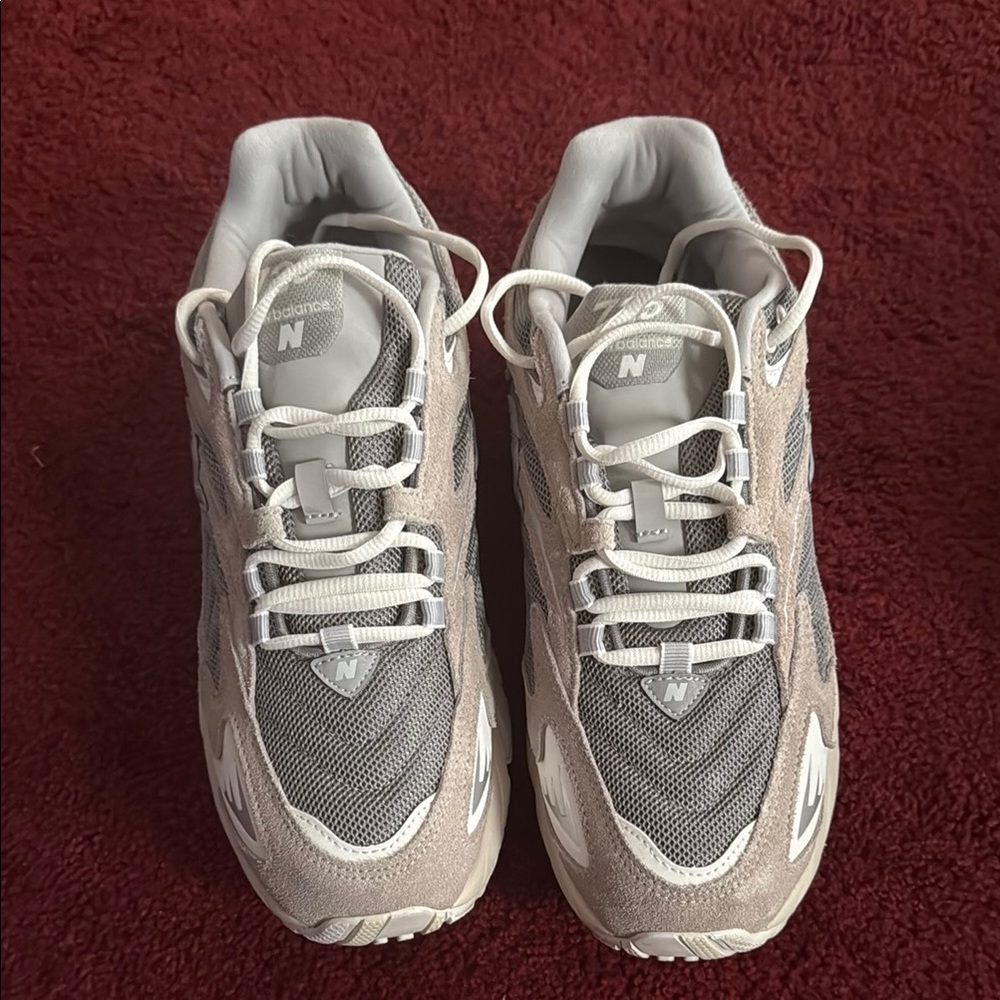 New Balance Gray 725 athletic shoes Men